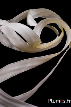 Satijnen lint - 100 x 2,5 cm - creme